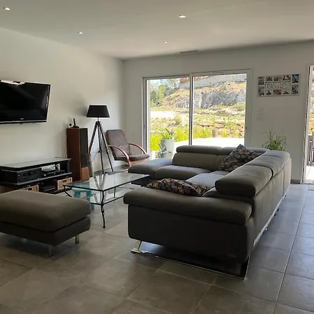 Paisible Avec Piscine Proche Du Pic Saint-loup Vila