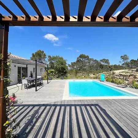 Paisible Avec Piscine Proche Du Pic Saint-loup