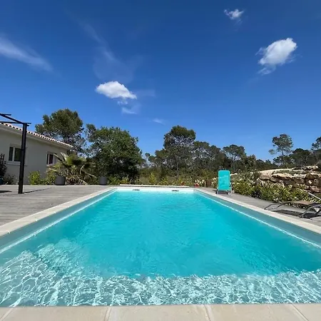 Paisible Avec Piscine Proche Du Pic Saint-loup Vila