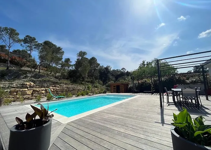Paisible Avec Piscine Proche Du Pic Saint-loup *